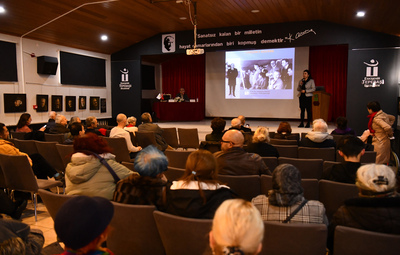 TEPEBAŞI-CUMHURİYET SANAT VE KİTAP ŞENLİĞİ'NDE 2 GÜN SANATLA DOLU GEÇTİ